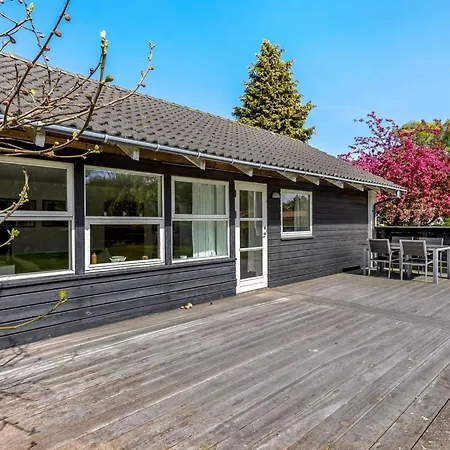 Semesterbostad Prohor - 150m From The Sea By Interhome